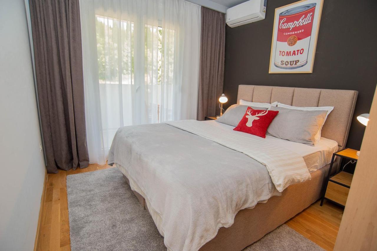 Stylish Two Bedroom Apartment At Ljubovic-Hill Park بودغوريتْسا المظهر الخارجي الصورة
