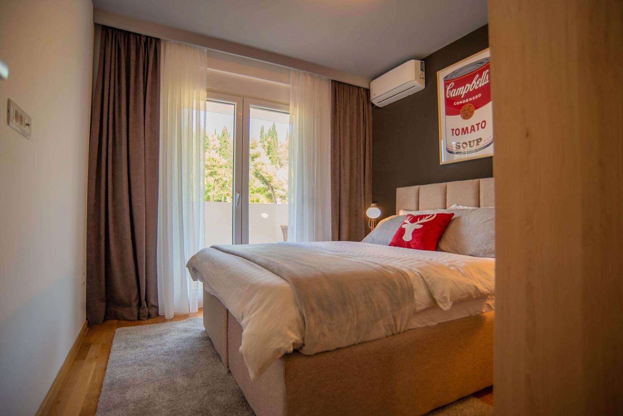 Stylish Two Bedroom Apartment At Ljubovic-Hill Park بودغوريتْسا المظهر الخارجي الصورة